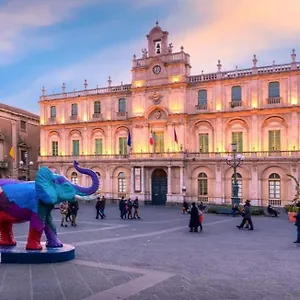 https://sinfonia-suites-catania.sicilyhotelsitaly.net
